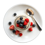 Berry overnight oats